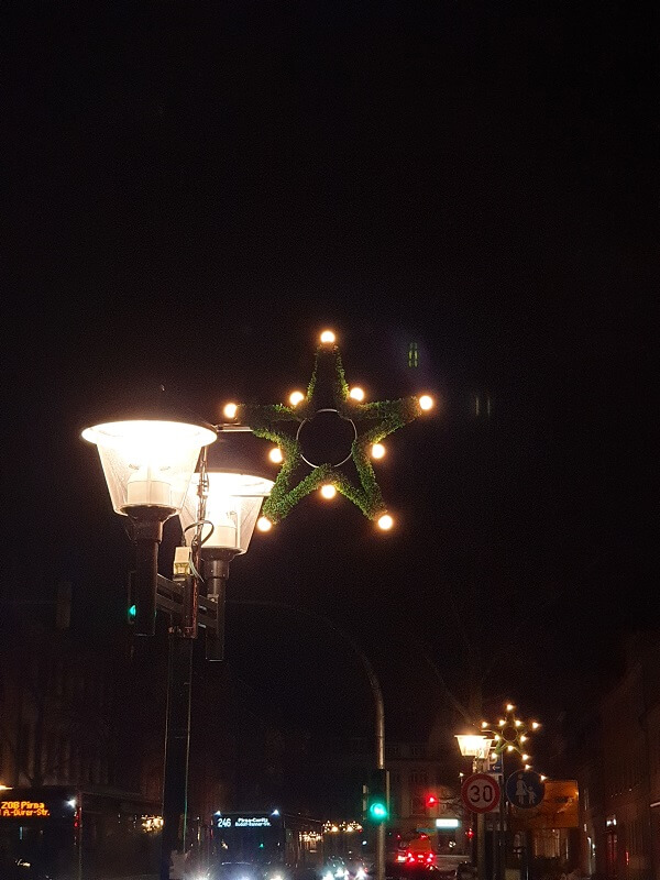 Weihnachtsbeleuchtung in der Innenstadt